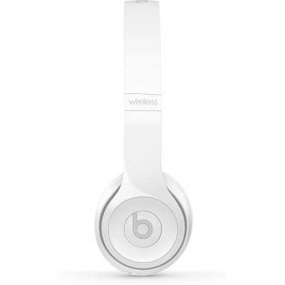 Beats Solo 3 Wireless on-ear hörlurar på örat headphones white vit gloss blank