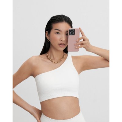 ideal of sweden iphone 13 pro mobilskal blush pink