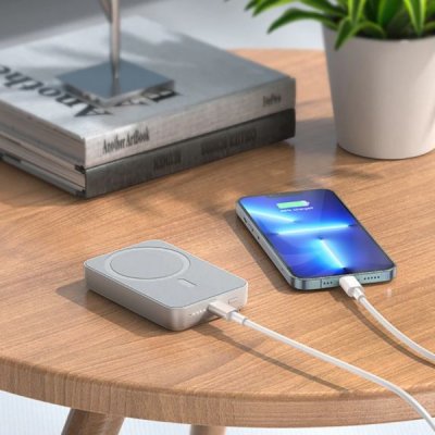 Powerbank Magnetisk med Trådlös Laddning 10000 mAh Vit
